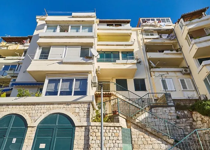 Rajmonda Ντουμπρόβνικ