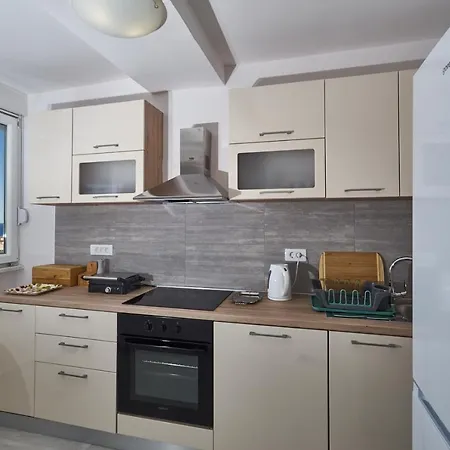 Rajmonda Apartmán *